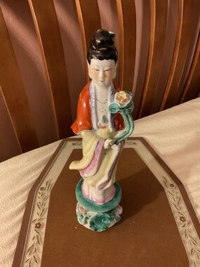 CHINESE WOMAN STATUE Standing Holding Lotus Flower with Stem 12 inch tall